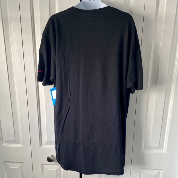 DESIGNED BY COLUMBIA!!!! NWT 100% COTTON LOGO SHORT-SLEEVE SHIRT - Picture 2 of 3